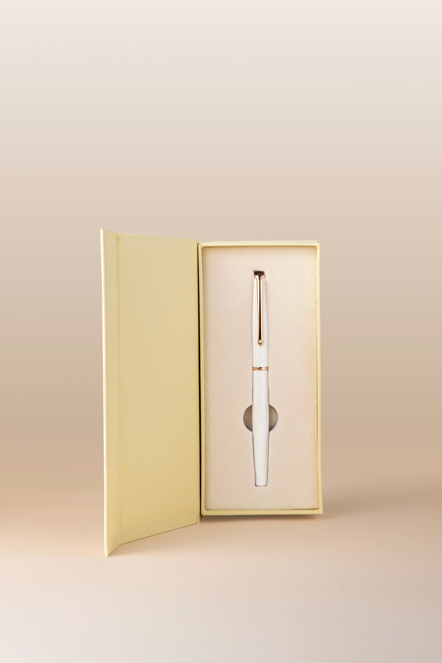 MIRA's Original Signature Pen
